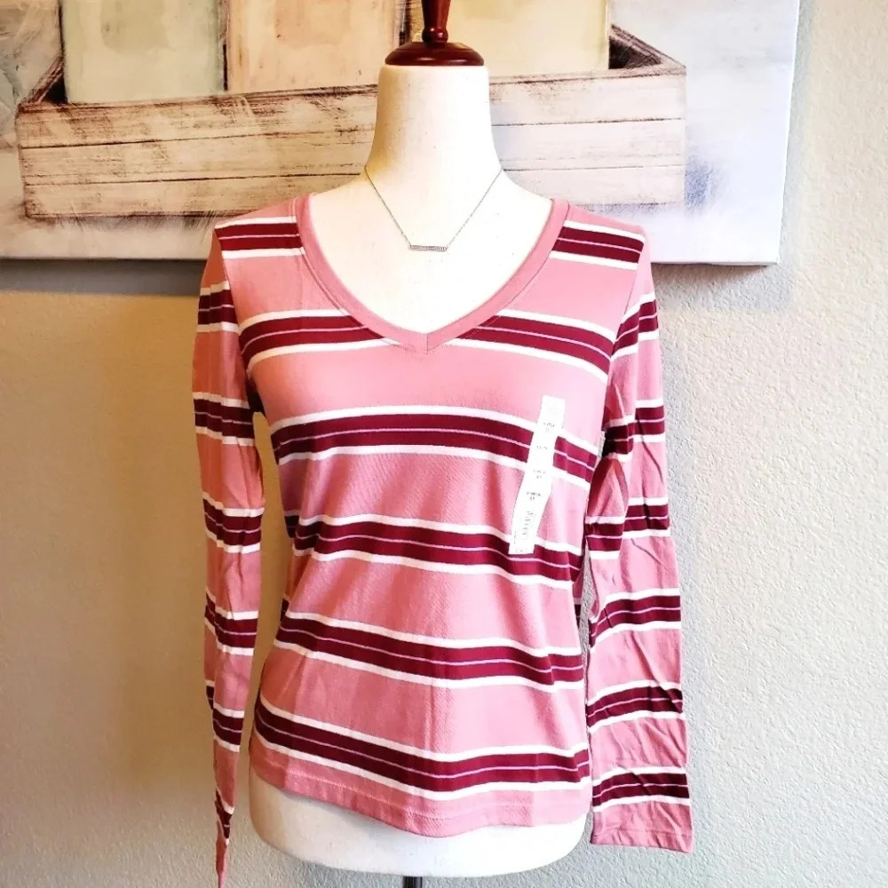 SO | Essential V-Neck Long Sleeve T-Shirt in Pink Stripe sz Various
